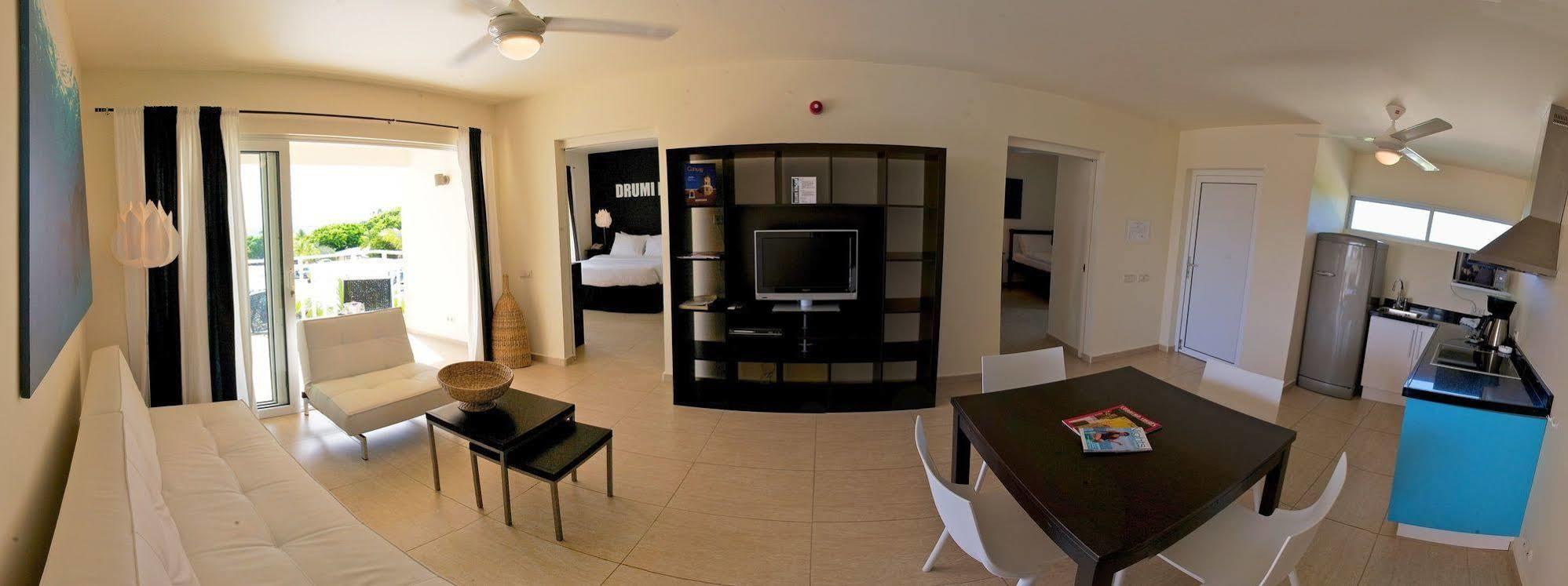 Dolphin Suites & Wellness Curacao Віллемстад Номер фото